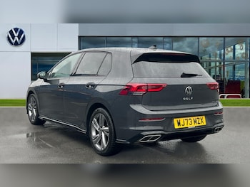 Used Volkswagen Golf 2023 for sale - 76410640: Photo