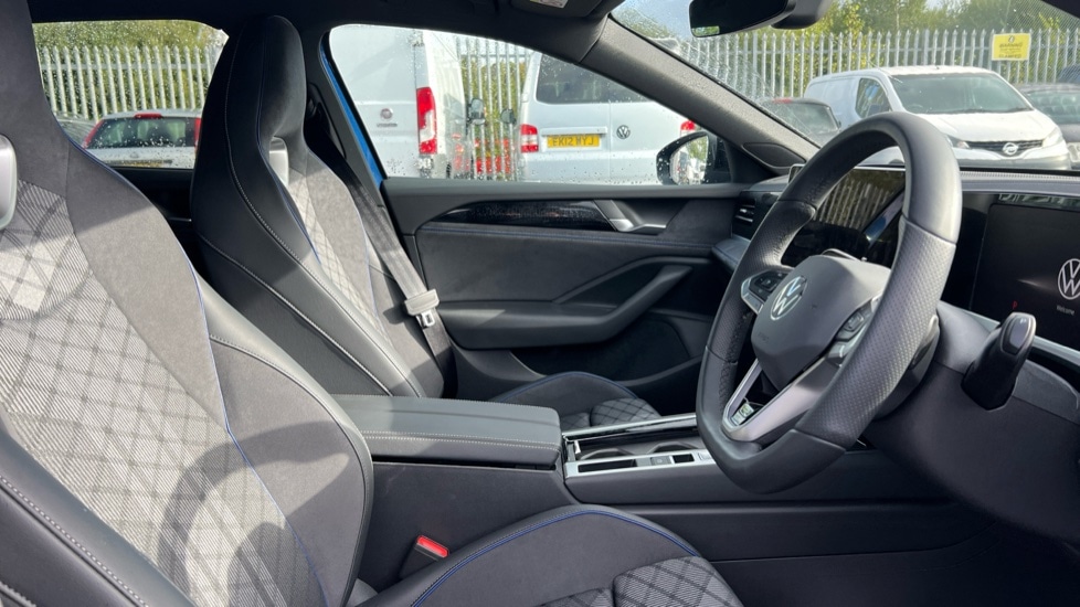 Used Volkswagen Passat 2025 for sale - 75660179: Photo 26