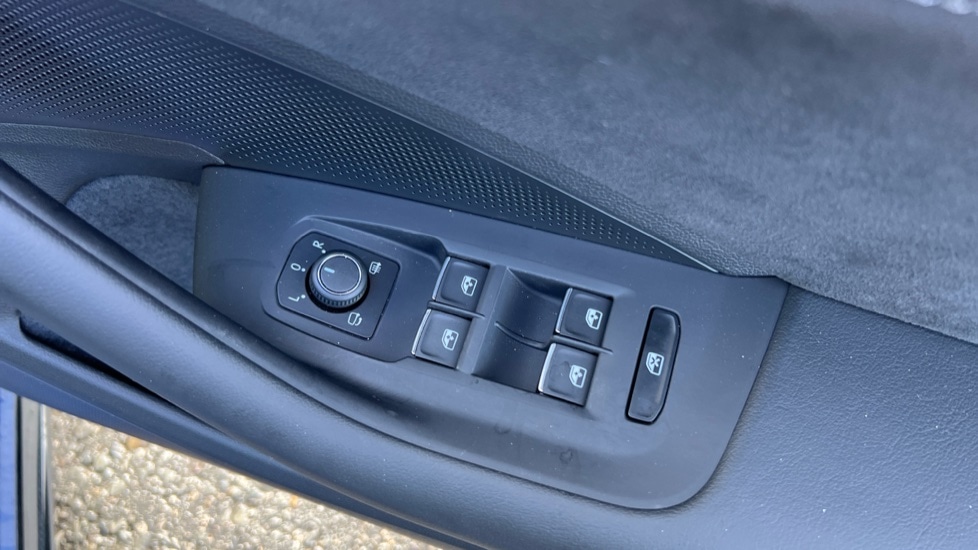 Used Volkswagen Passat 2025 for sale - 75660179: Photo 37