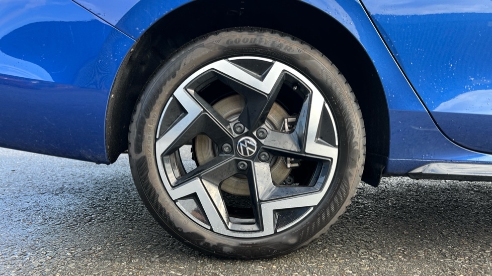 Used Volkswagen Passat 2025 for sale - 75660179: Photo 5