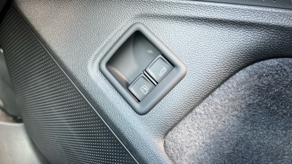 Used Volkswagen Passat 2025 for sale - 75660179: Photo 59