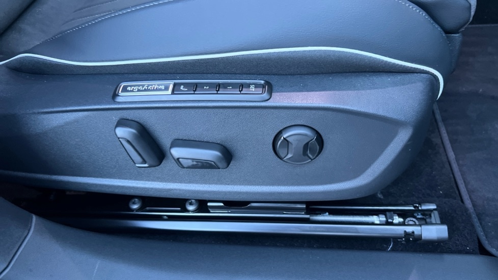 Used Volkswagen ID.4 2025 for sale - 76921853: Photo 25