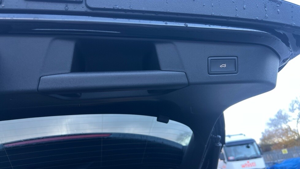 Used Volkswagen ID.4 2025 for sale - 76921853: Photo 38