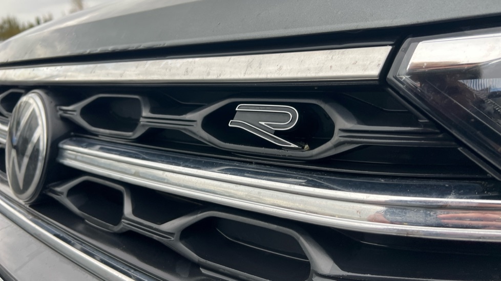 Used Volkswagen T-Roc 2023 for sale - 77018331: Photo 25