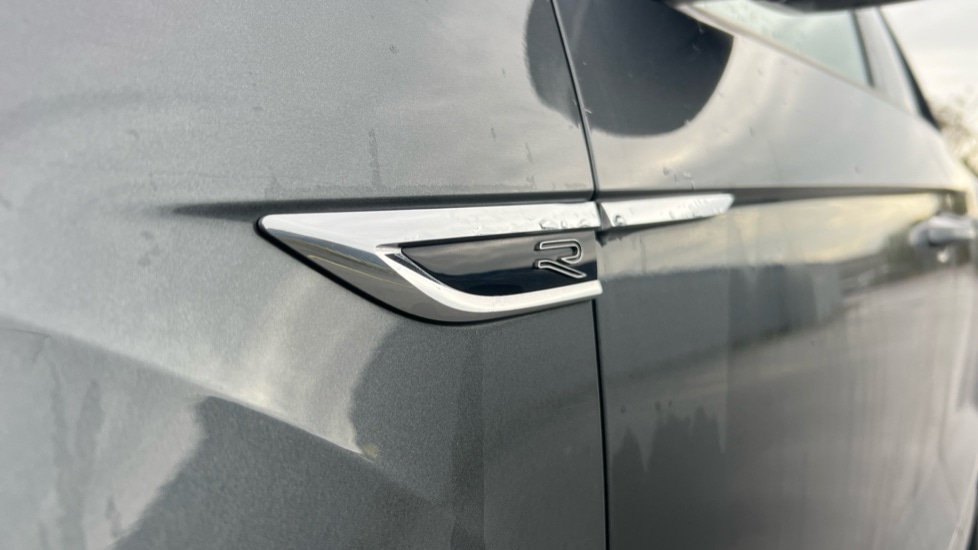 Used Volkswagen T-Roc 2023 for sale - 77018331: Photo 26