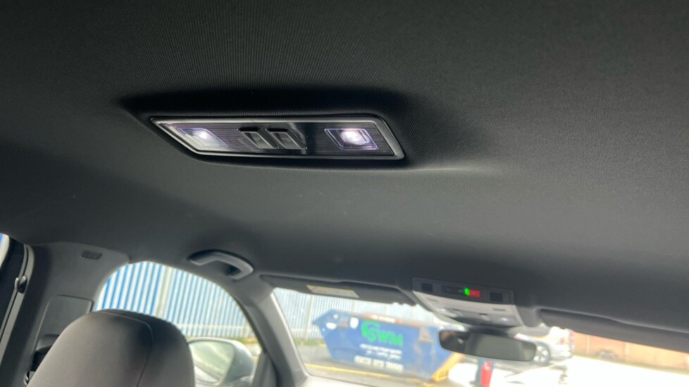 Used Volkswagen T-Roc 2023 for sale - 77018331: Photo 38