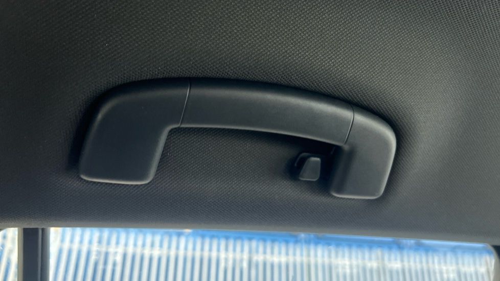 Used Volkswagen T-Roc 2023 for sale - 77018331: Photo 44