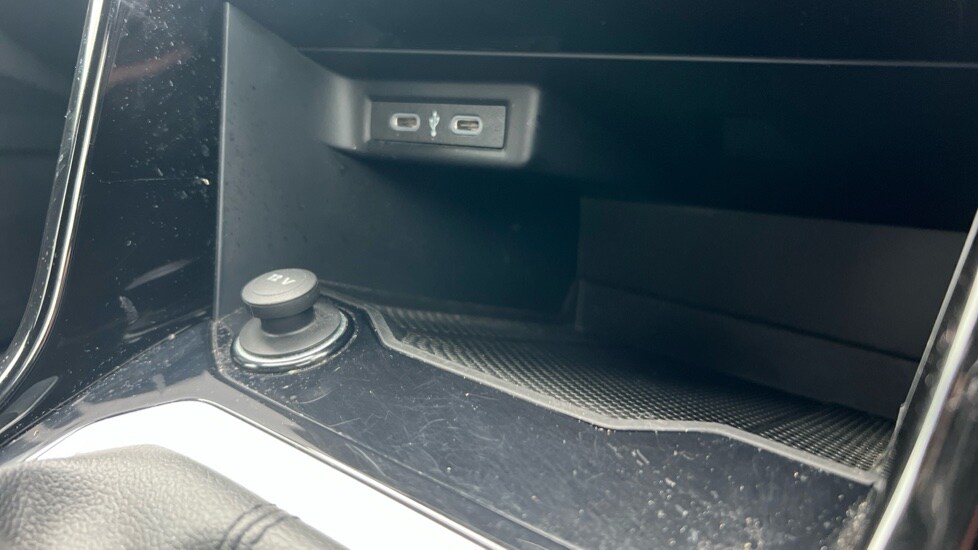 Used Volkswagen T-Roc 2023 for sale - 77018331: Photo 58