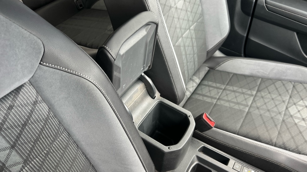 Used Volkswagen T-Roc 2023 for sale - 77018331: Photo 60