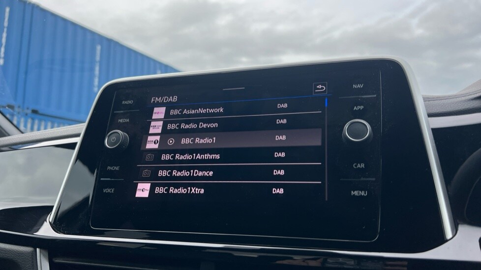 Used Volkswagen T-Roc 2023 for sale - 77018331: Photo 62