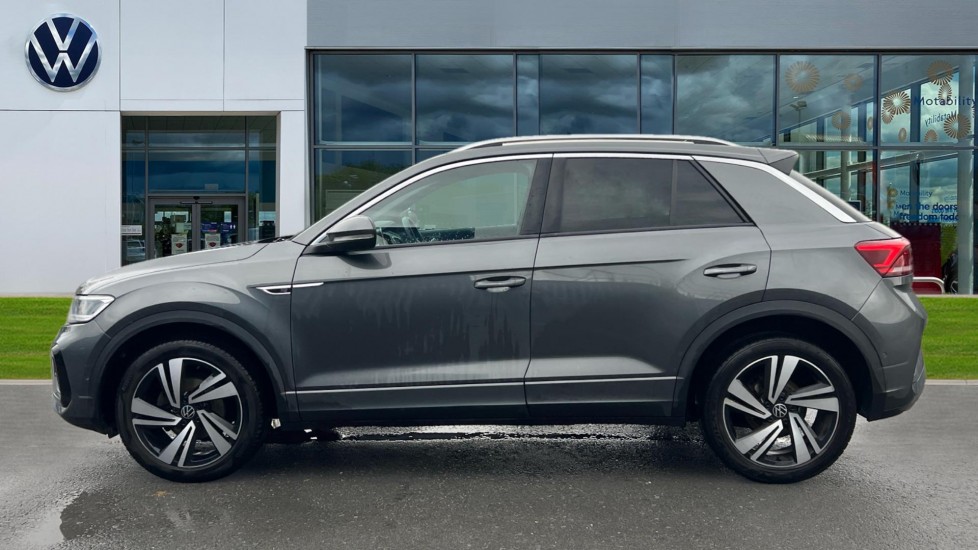 Used Volkswagen T-Roc 2023 for sale - 77018331: Photo 9
