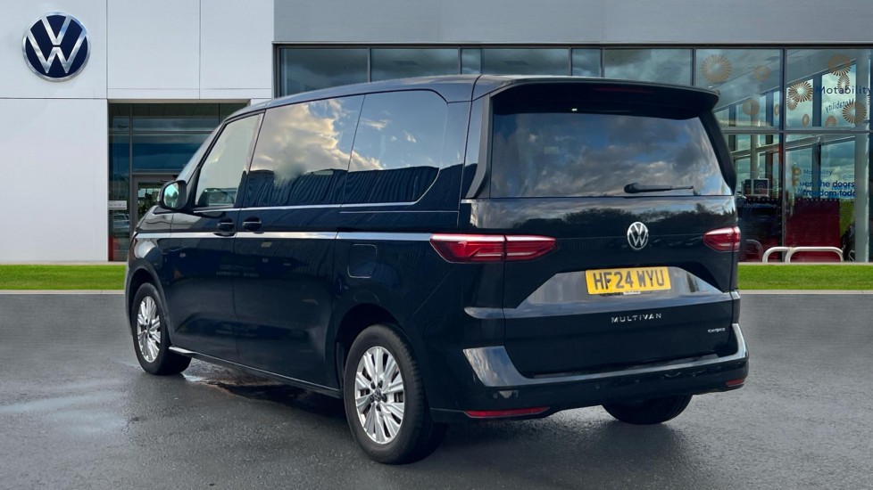Used Volkswagen Multivan 2024 for sale - 76435011: Photo 3