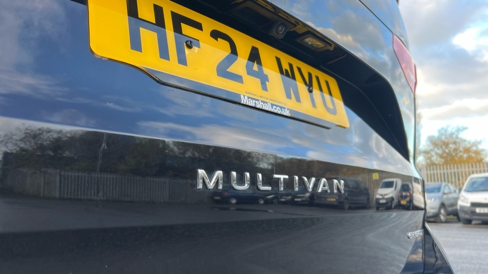 Used Volkswagen Multivan 2024 for sale - 76435011: Photo 35