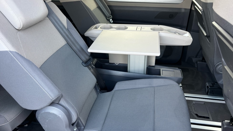 Used Volkswagen Multivan 2024 for sale - 76435011: Photo 48