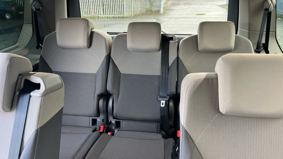 Used Volkswagen Multivan 2024 for sale - 76435011: Photo 55