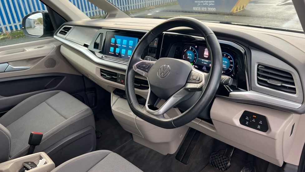Used Volkswagen Multivan 2024 for sale - 76435011: Photo 6
