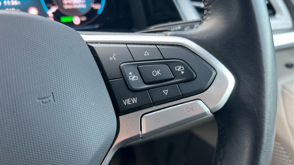 Used Volkswagen Multivan 2024 for sale - 76435011: Photo 60