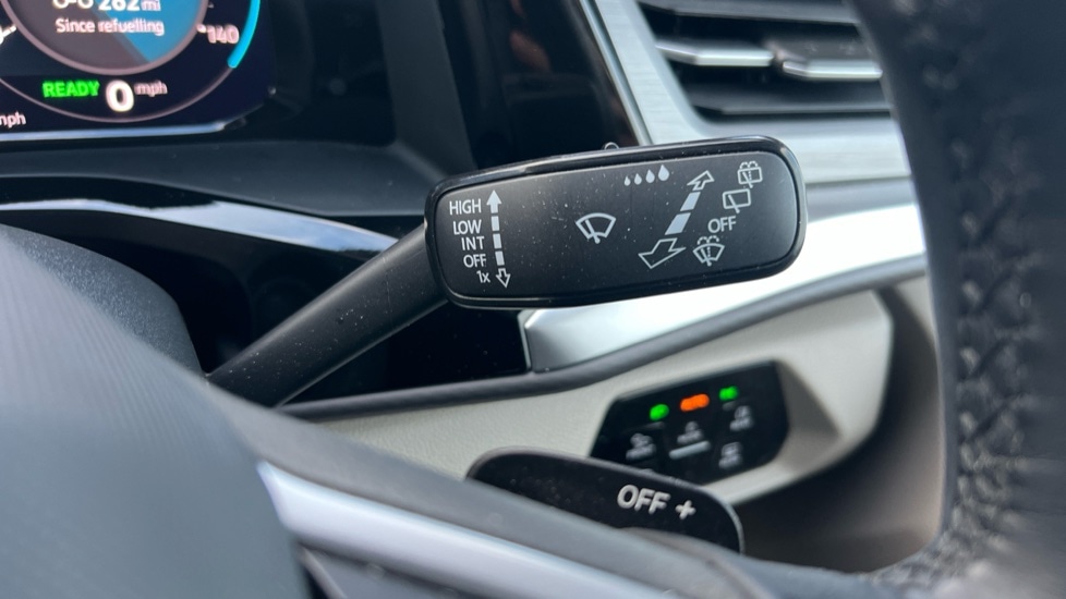 Used Volkswagen Multivan 2024 for sale - 76435011: Photo 61