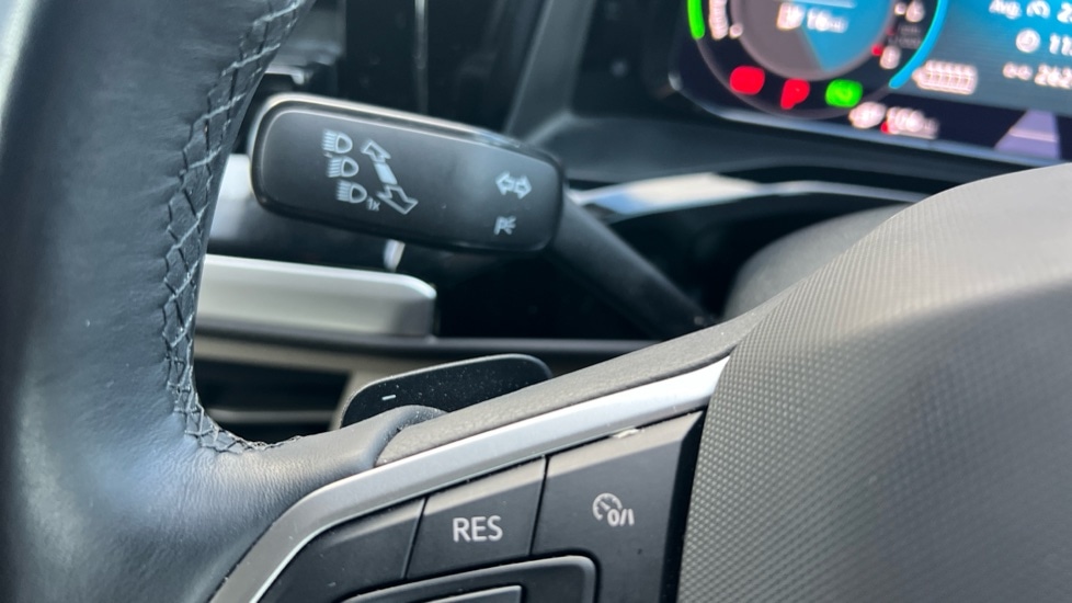 Used Volkswagen Multivan 2024 for sale - 76435011: Photo 63