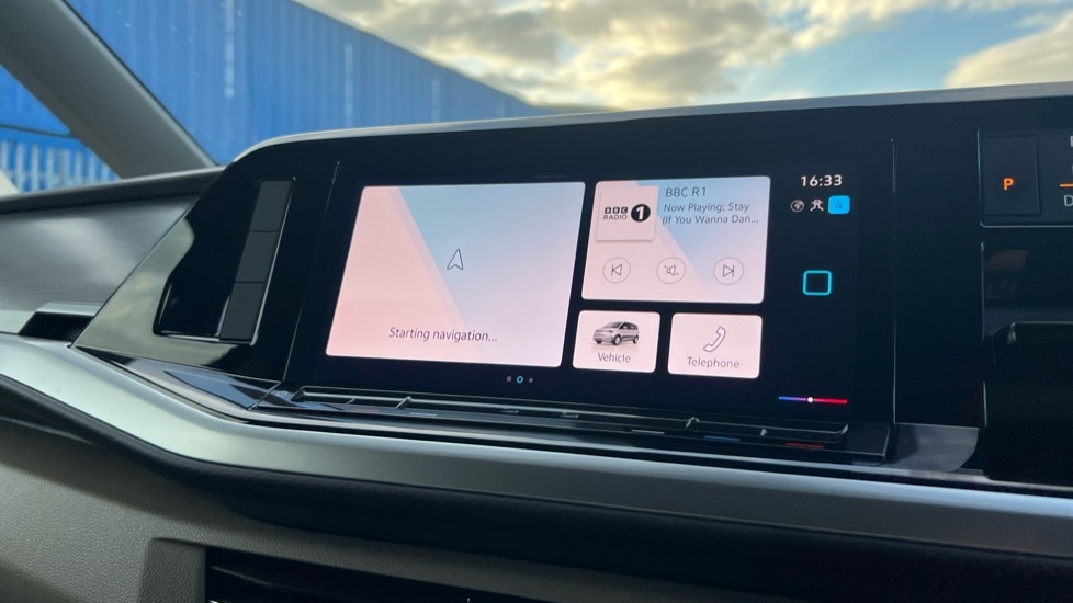 Used Volkswagen Multivan 2024 for sale - 76435011: Photo 77