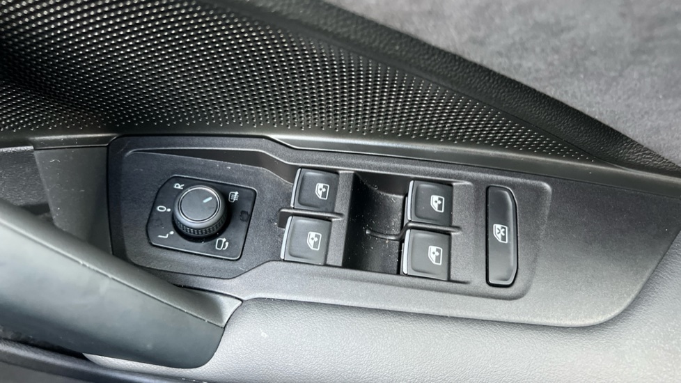 Used Volkswagen Touran 2025 for sale - 76528859: Photo 51