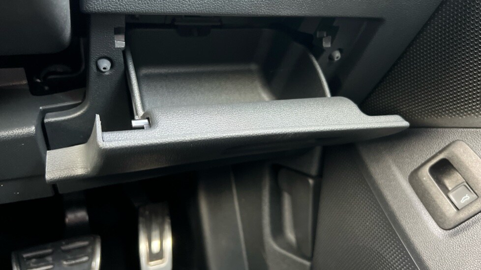 Used Volkswagen Touran 2025 for sale - 76528859: Photo 56