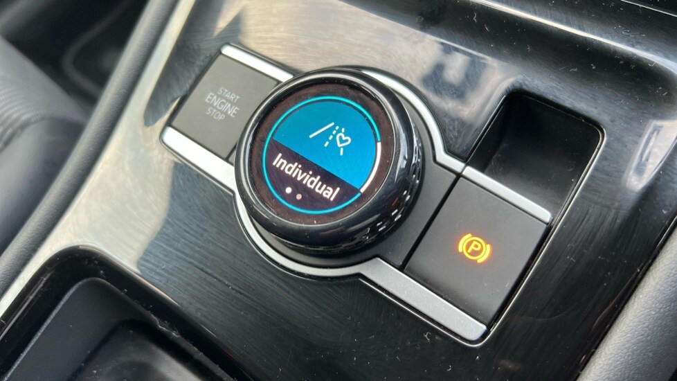 Used Volkswagen Touran 2025 for sale - 76528859: Photo 72