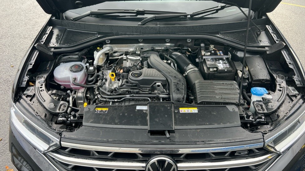 Used Volkswagen T-Roc 2025 for sale - 76217057: Photo 17