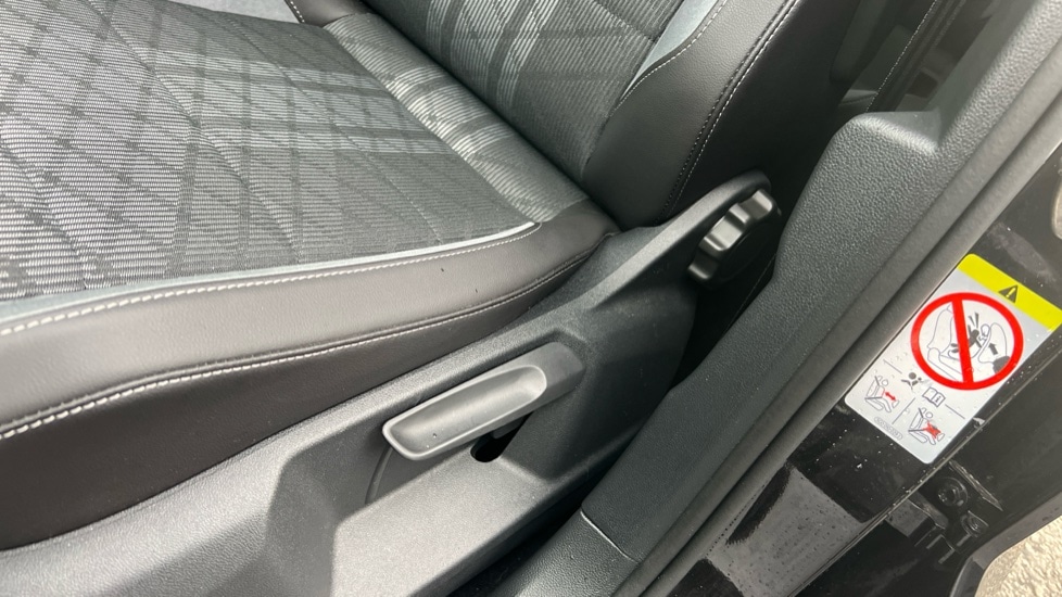 Used Volkswagen T-Roc 2025 for sale - 76217057: Photo 39