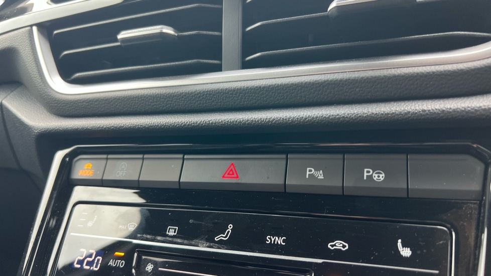 Used Volkswagen T-Roc 2025 for sale - 76217057: Photo 64