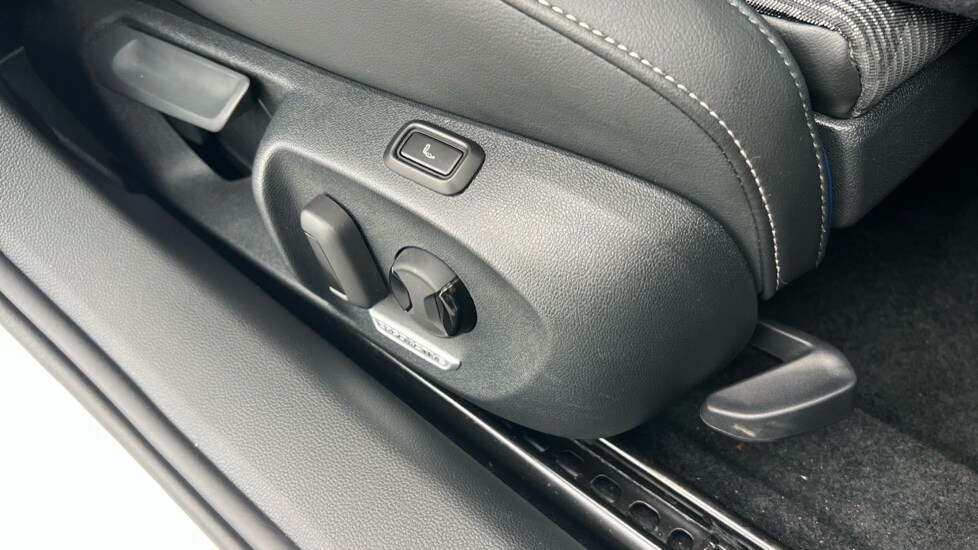 Used Volkswagen Passat 2025 for sale - 75514606: Photo 49