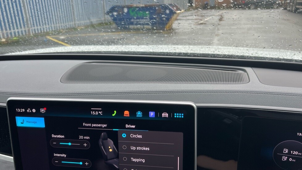 Used Volkswagen Passat 2025 for sale - 75514606: Photo 76