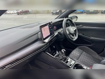 Used Volkswagen Golf 2025 for sale - 76438145: Photo