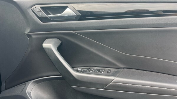 Used Volkswagen T-Roc 2022 for sale - 76008026: Photo 37