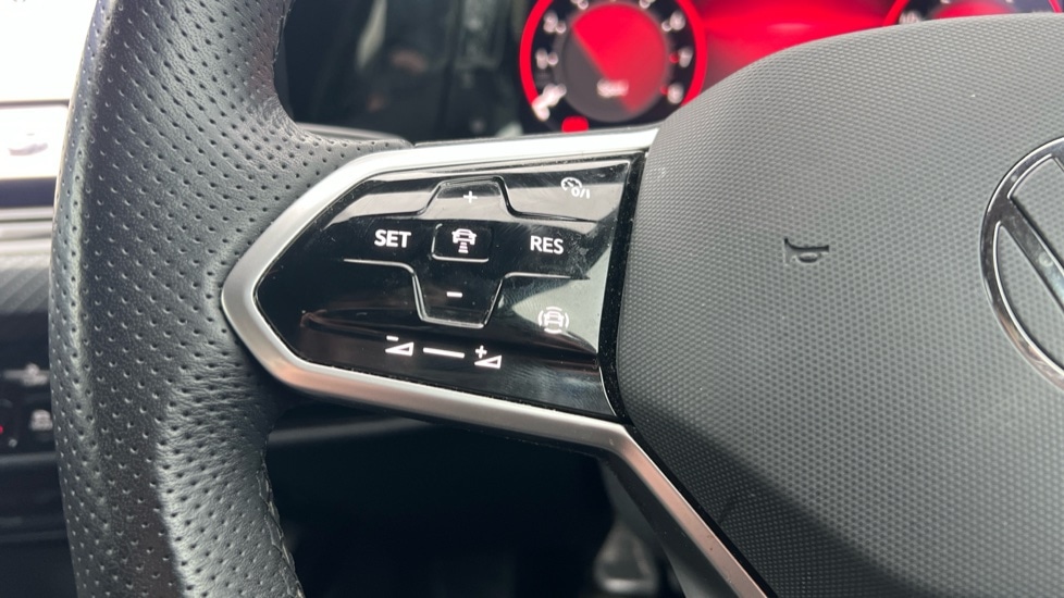 Used Volkswagen Golf 2023 for sale - 77055597: Photo 23