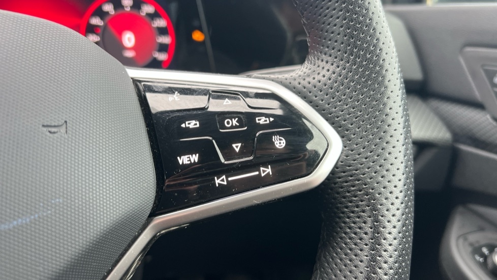 Used Volkswagen Golf 2023 for sale - 77055597: Photo 24