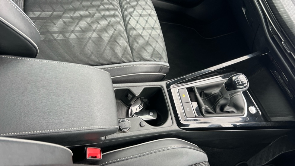 Used Volkswagen Golf 2023 for sale - 77055597: Photo 38