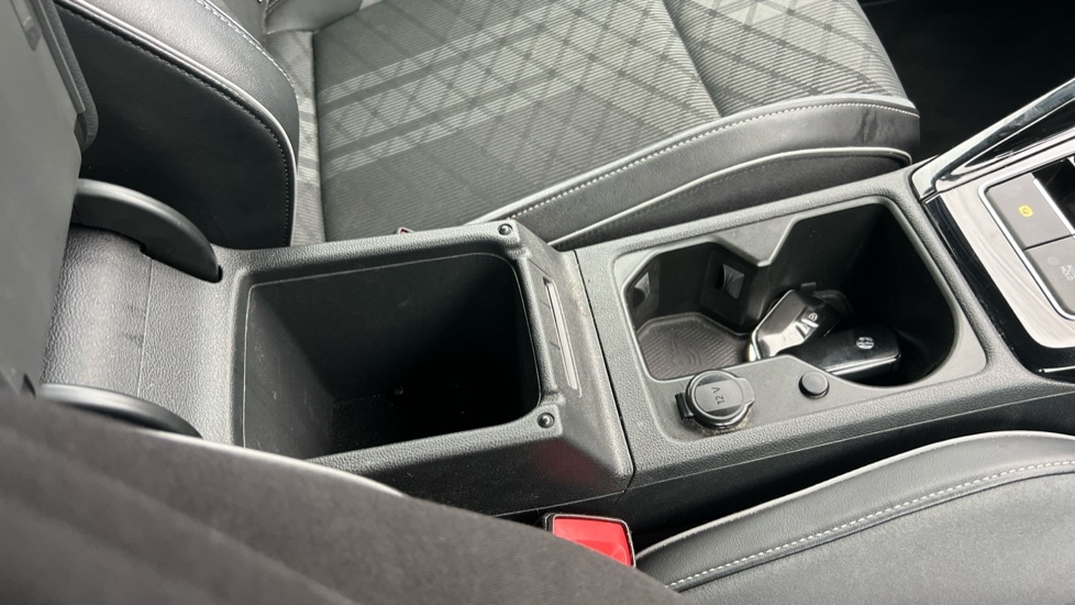 Used Volkswagen Golf 2023 for sale - 77055597: Photo 40