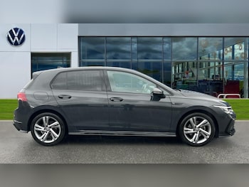 Used Volkswagen Golf 2023 for sale - 77055597: Photo