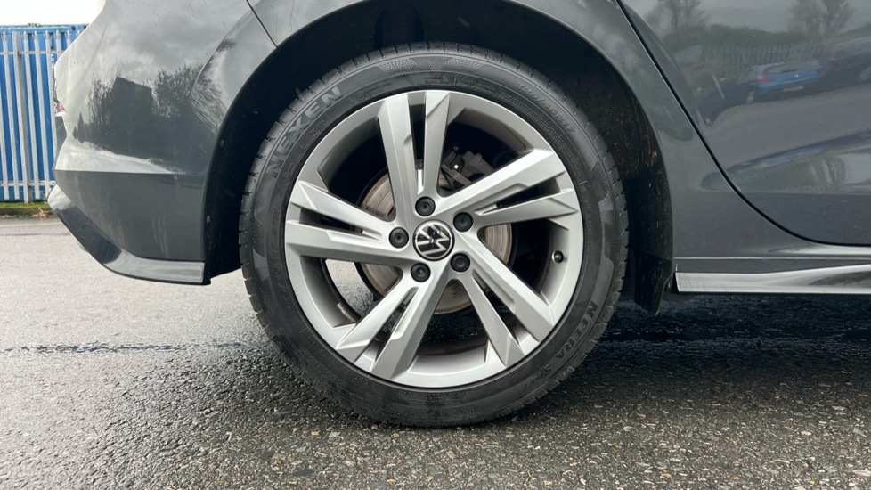 Used Volkswagen Golf 2023 for sale - 77055597: Photo 5