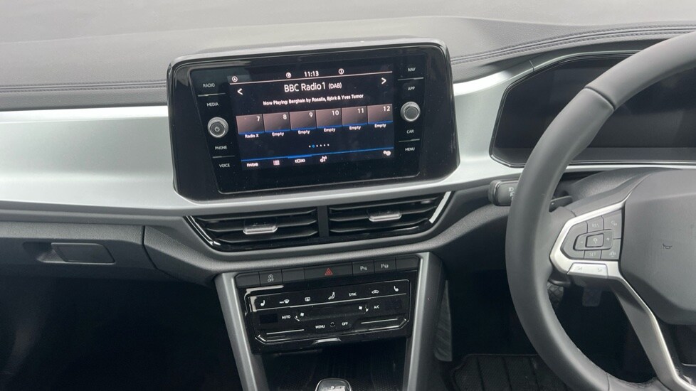 Used Volkswagen T-Roc 2025 for sale - 76533908: Photo 13