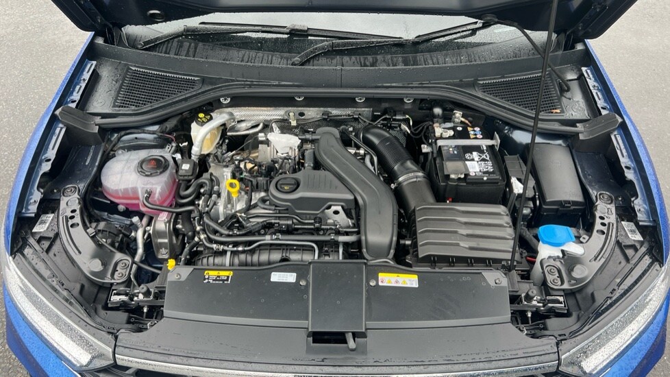 Used Volkswagen T-Roc 2025 for sale - 76533908: Photo 17