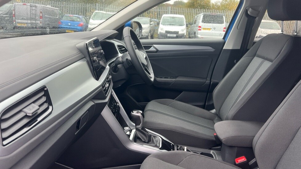 Used Volkswagen T-Roc 2025 for sale - 76533908: Photo 23