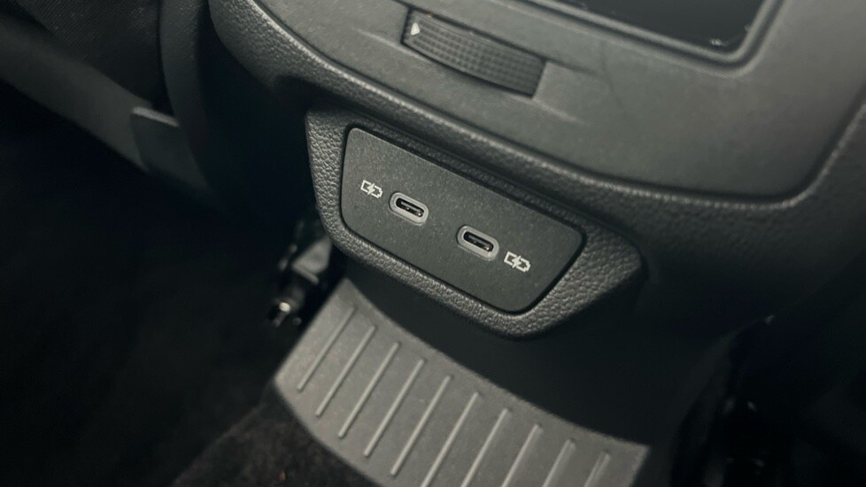 Used Volkswagen T-Roc 2025 for sale - 76533908: Photo 40