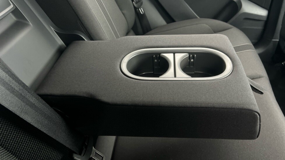 Used Volkswagen T-Roc 2025 for sale - 76533908: Photo 41