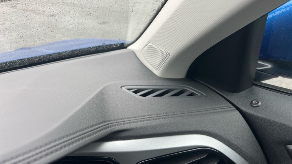 Used Volkswagen T-Roc 2025 for sale - 76533908: Photo 49