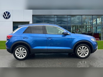 Used Volkswagen T-Roc 2025 for sale - 76533908: Photo