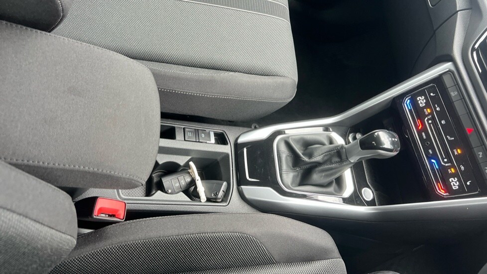 Used Volkswagen T-Roc 2025 for sale - 76533908: Photo 55