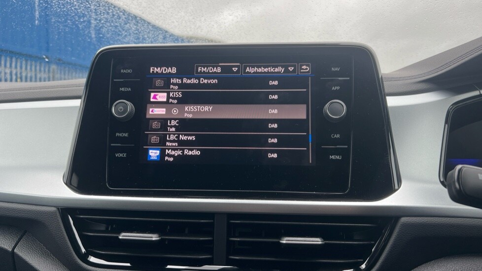 Used Volkswagen T-Roc 2025 for sale - 76533908: Photo 59