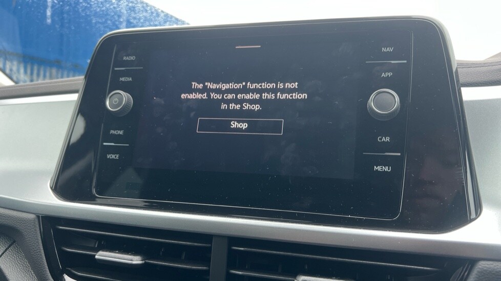 Used Volkswagen T-Roc 2025 for sale - 76533908: Photo 61